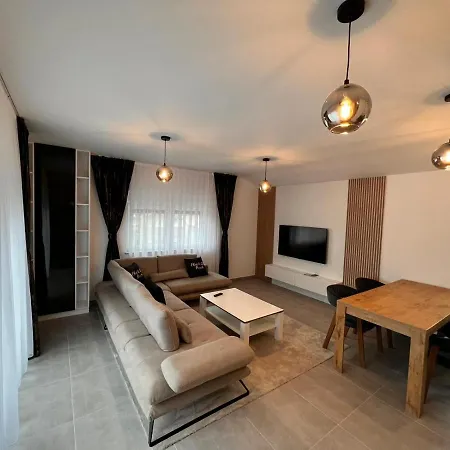 Grand Otel *